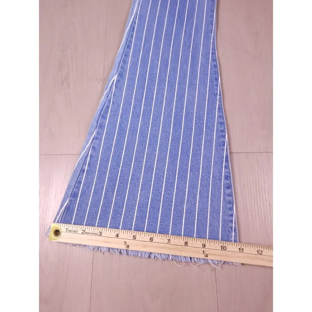 Cello High Rise Pinstripe Flare Jeans Size 00/0 Bell Bottom Raw Hem Retro Y2K - Picture 6 of 12